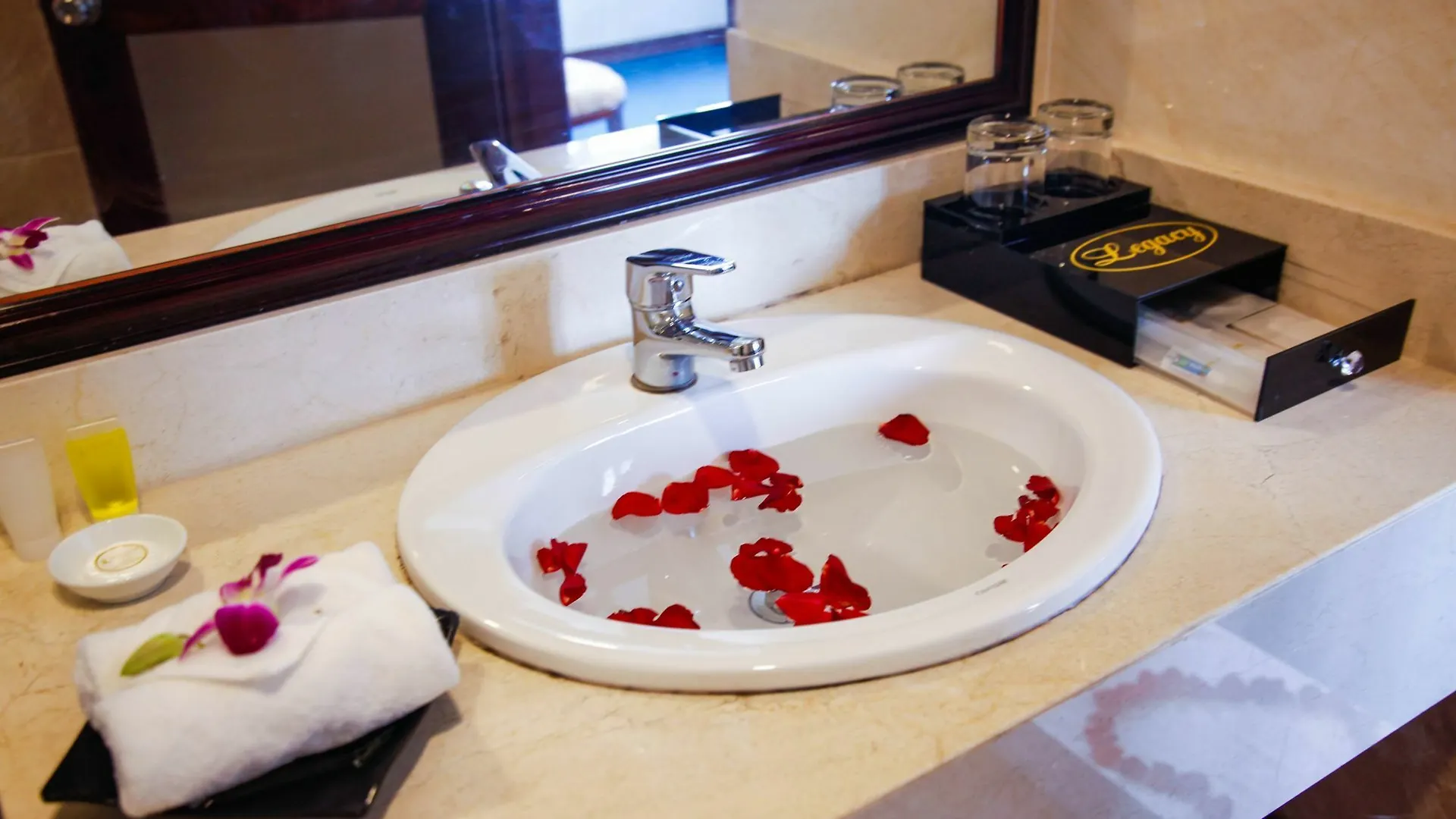Legacy Hotel Da Nang 3*,  Vietnam